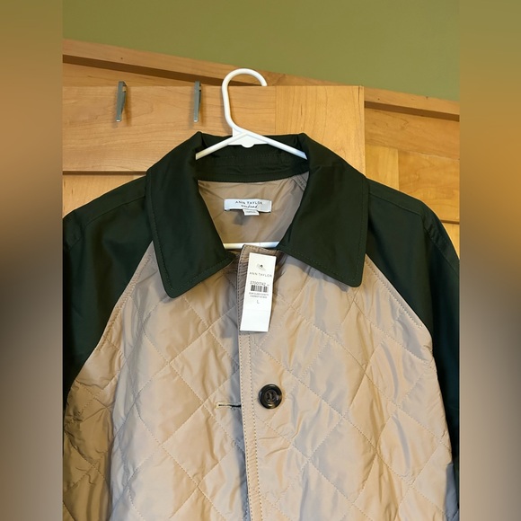 Ann Taylor Quilted Tan and Green Coat with Belt - Picture 5 of 8